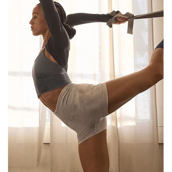 FREE PEOPLE | NWOT Good Karma Running Shorts in Ice Grey * - Picture 4 of 7